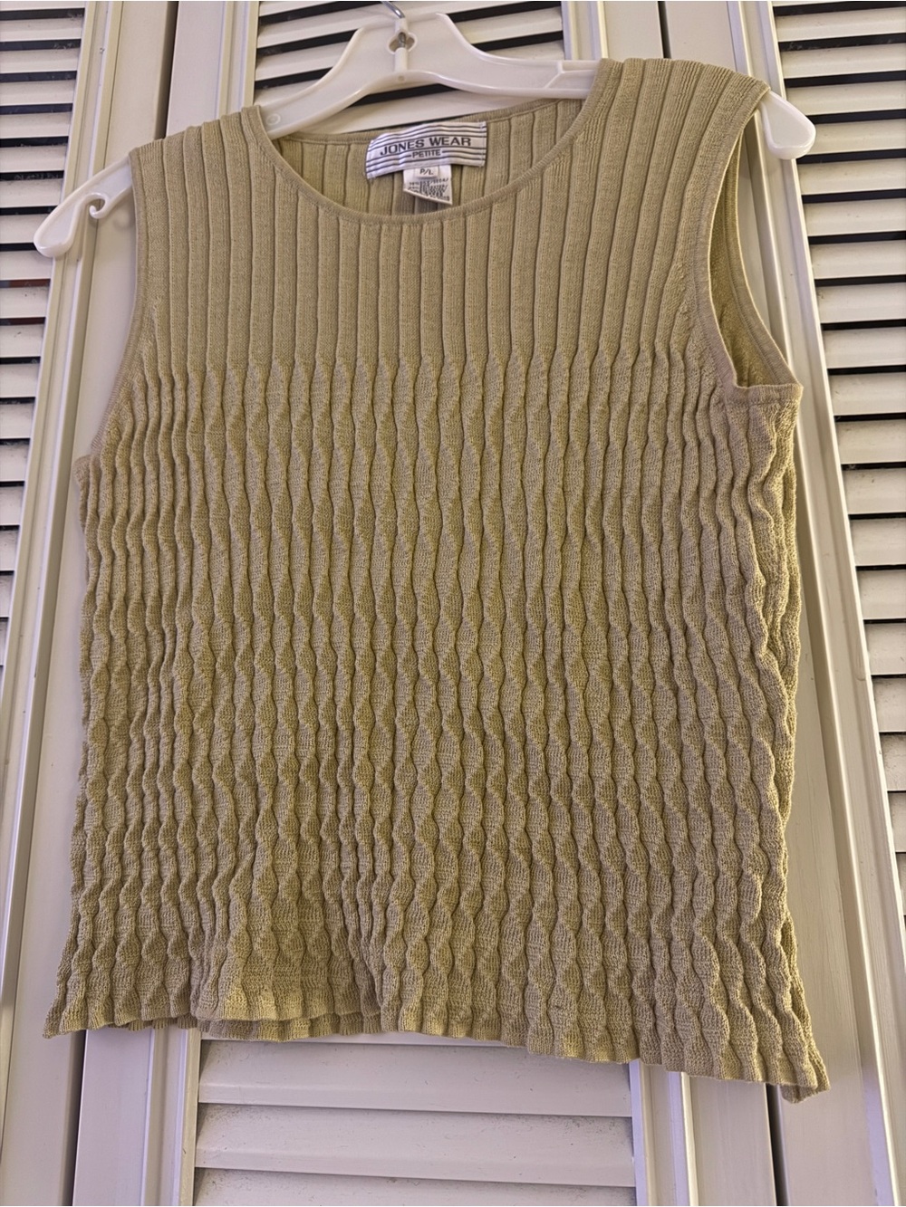 Jones Wear Sleeveless Textured Knit Tank - Olive Green